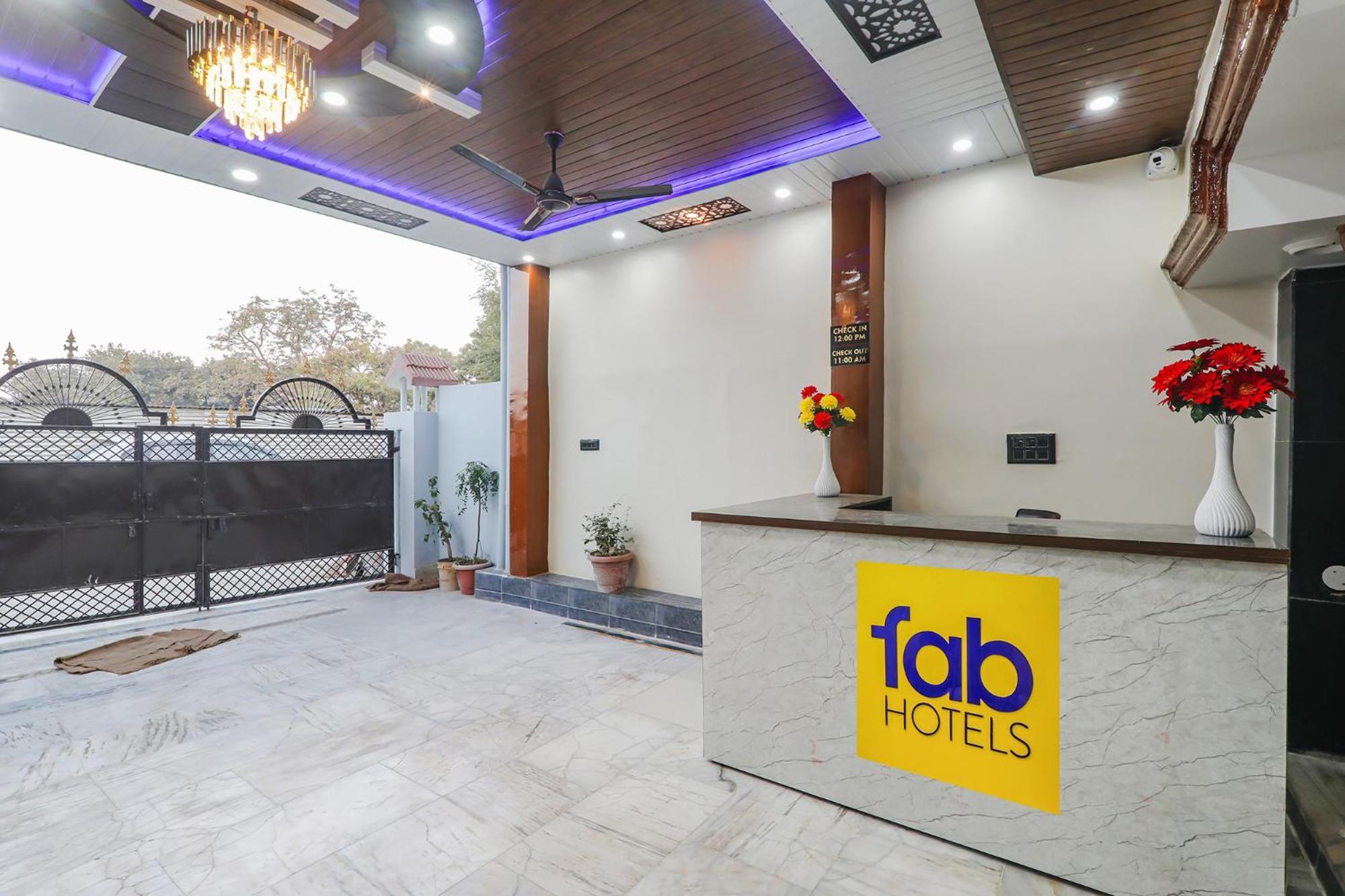 Fabexpress Awadh Inn - 400M From Shri Ram Janam Bhumi Ayodhya Extérieur photo