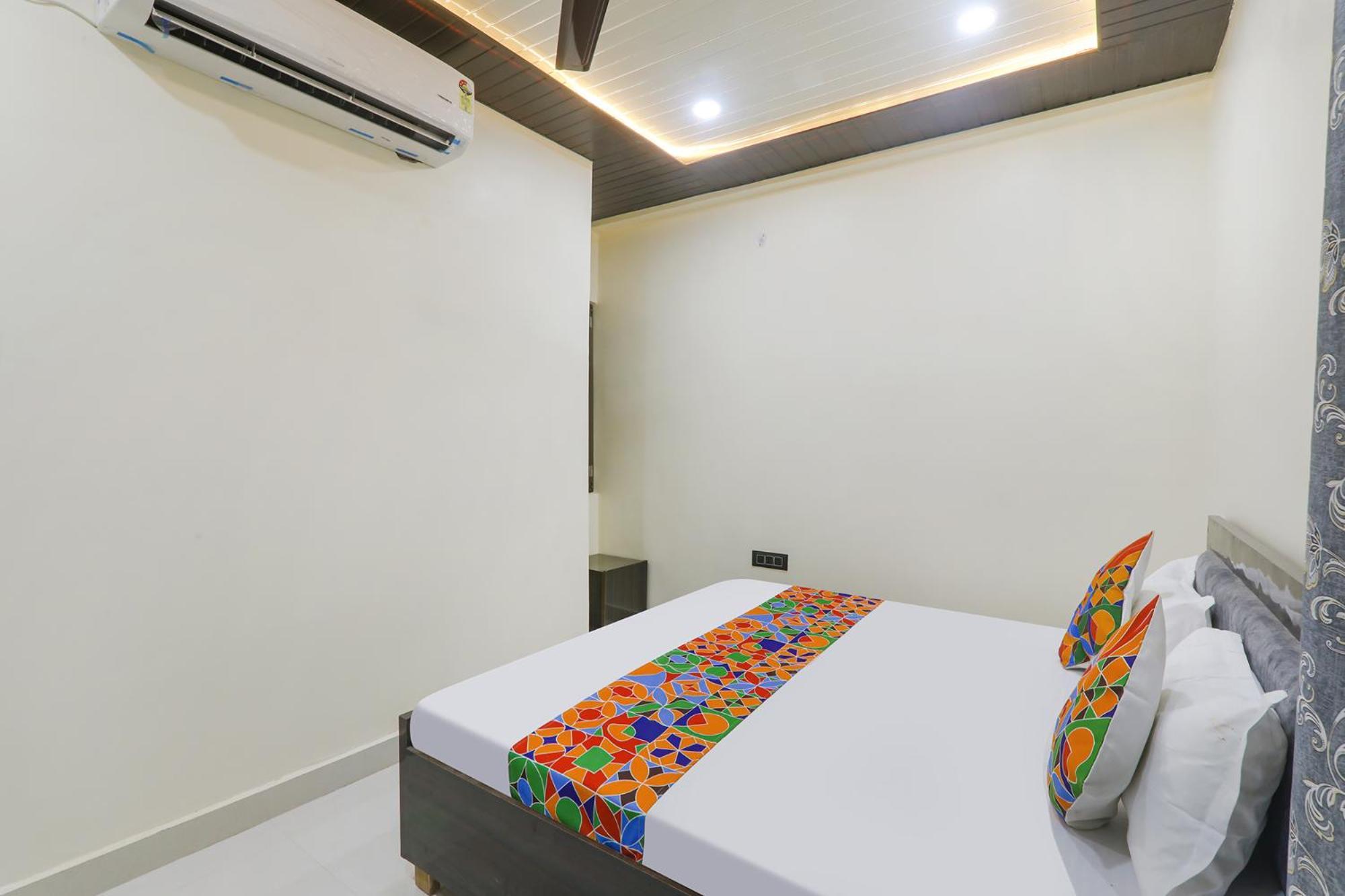 Fabexpress Awadh Inn - 400M From Shri Ram Janam Bhumi Ayodhya Extérieur photo